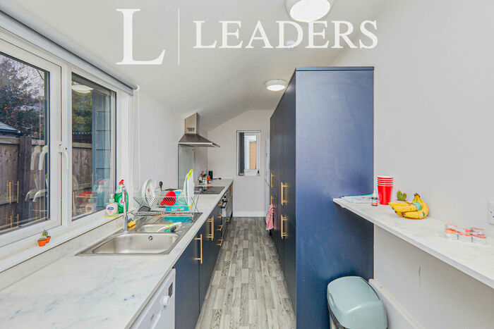 5 Bedroom End Of Terrace House To Rent In City Road, NG7