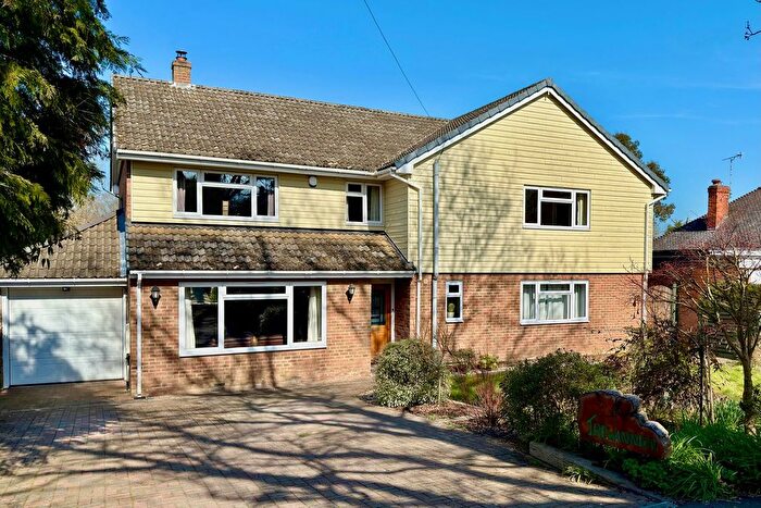 4 Bedroom Detached House For Sale In Fir Tree Lane, Little Baddow, Chelmsford, CM3