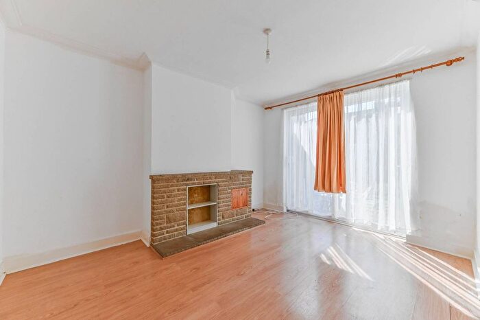 3 Bedroom Terraced House To Rent In .Stanford Road, Norbury, London, SW16