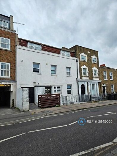 2 Bedroom Flat To Rent In Brooksby's Walk, London, E9