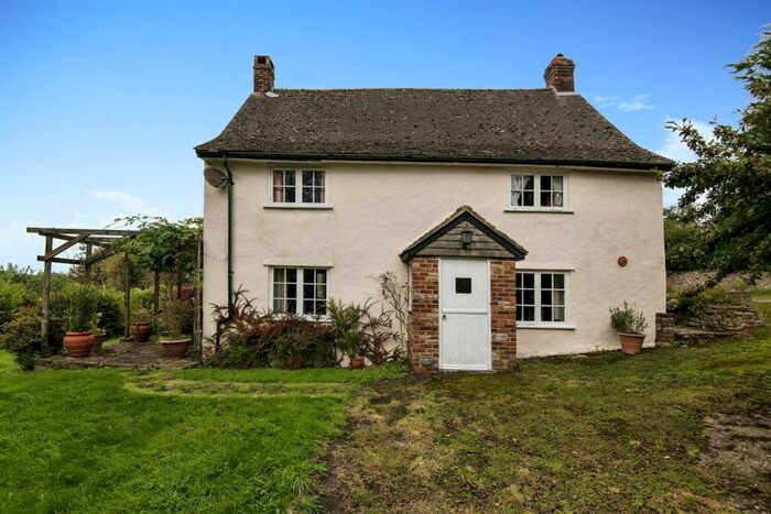 3 Bedroom Property For Sale In Membury, Membury, Axminster, EX13