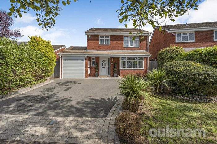 3 Bedroom Detached House For Sale In Thornbury Lane Church Hill North, Redditch, Worcestershire, B98