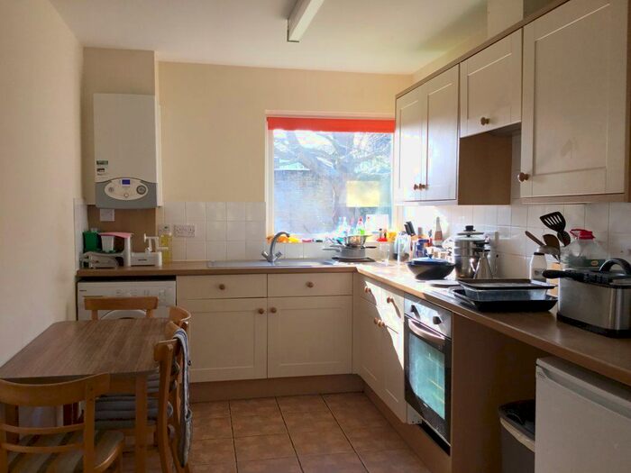 3 Bedroom Property To Rent In Kemsing Gardens, Canterbury, CT2