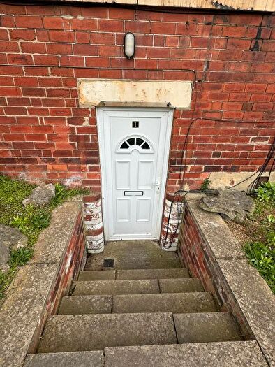 2 Bedroom Flat To Rent In Chapel Lane, Headingley, Leeds, LS6