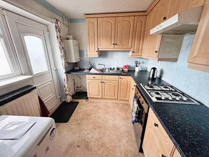 2 Bedroom Semi-Detached Bungalow For Sale In Moss Crescent, Ryton, NE40