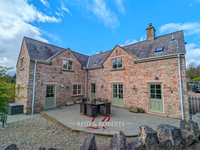 3 Bedroom Property For Sale In Denbigh Road, Afonwen, Mold, CH7