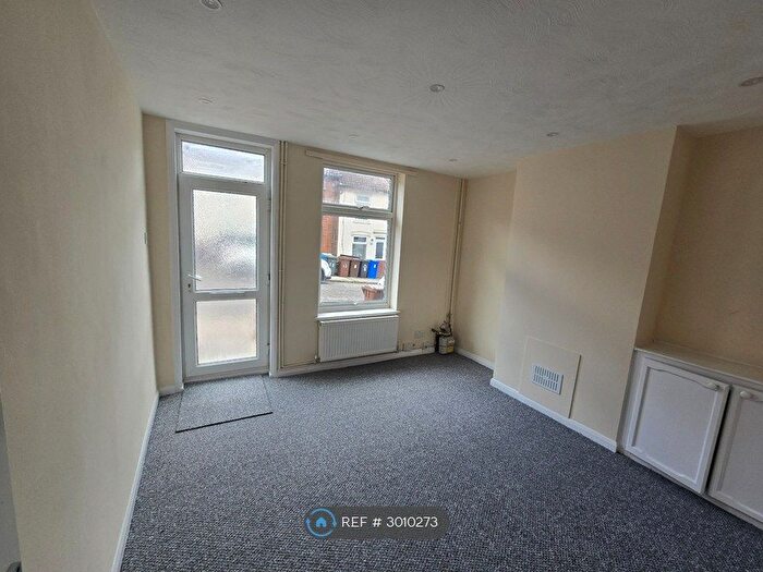 3 Bedroom Terraced House To Rent In Hayhill Road, Ipswich, IP4