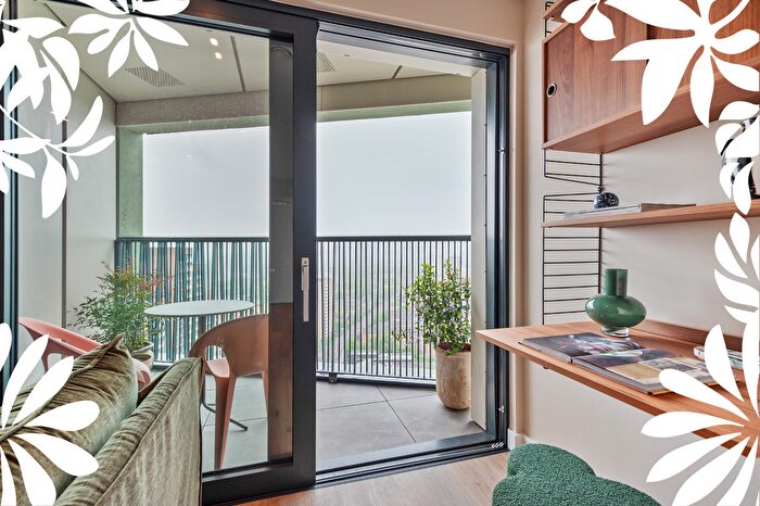 2 Bedroom Flat To Rent In Riverstone Heights, Reed Avenue, London, E3