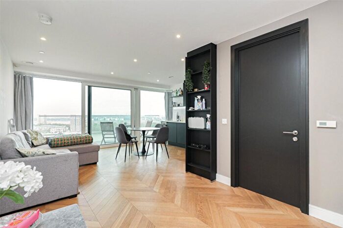 2 Bedroom Apartment For Sale In Brigadier Walk, Woolwich, SE18