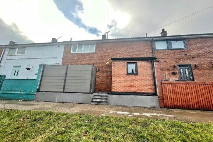 3 Bedroom Property To Rent In Fraser Crescent, Sheffield, S8