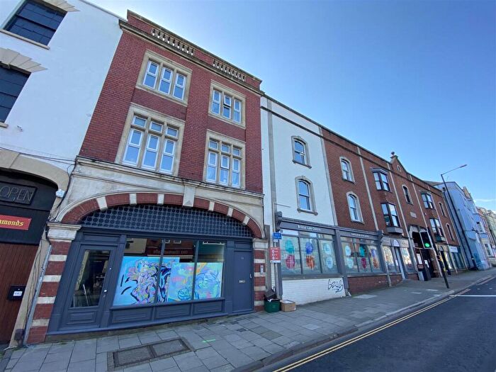 2 Bedroom Flat To Rent In B West Street, St Philips, Bristol, PC00