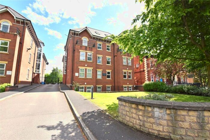 2 Bedroom Apartment To Rent In Palatine Road, West Didsbury, Manchester, M20
