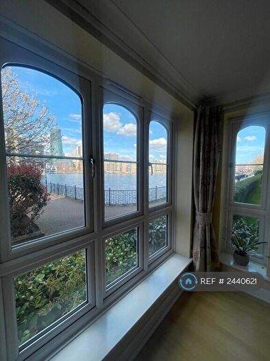 2 Bedroom Flat To Rent In Wheat Sheaf Close, London, E14