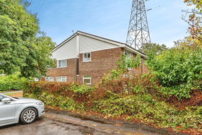 1 Bedroom Flat For Sale In Treagore Road, Calmore, Southampton, Hampshire, SO40