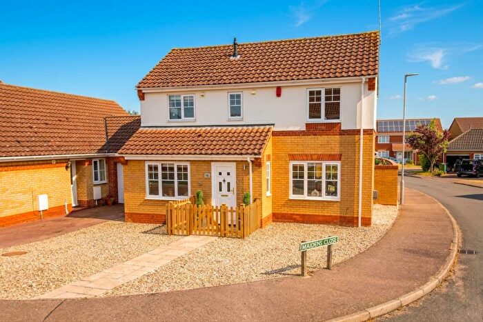 3 Bedroom Detached House For Sale In Desborough Way, Norwich, NR7
