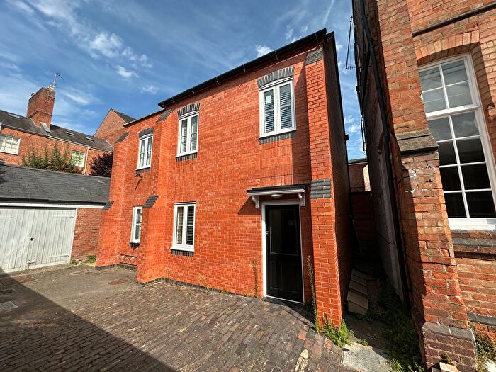1 Bedroom Flat To Rent In Augusta Place, Leamington Spa, CV32