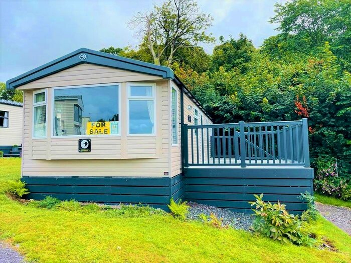 2 Bedroom Mobile/park Home For Sale In Caernarfon, Caernarfon, LL55