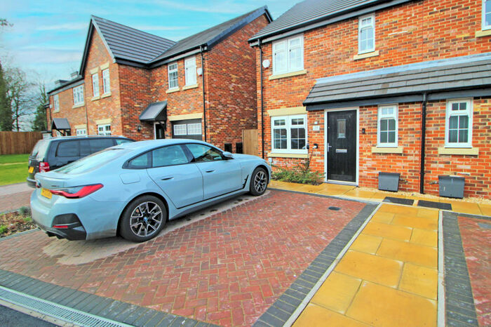 3 Bedroom Semi-Detached House To Rent In Caspian Avenue, Cottam, Preston, PR4