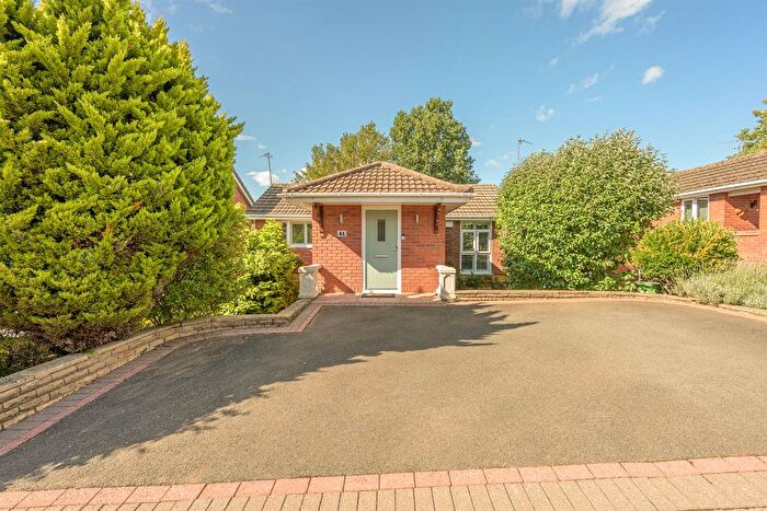 4 Bedroom Detached House For Sale In Maidendale Road, Kingswinford, DY6