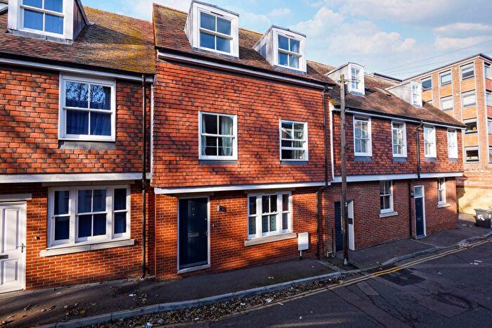 4 Bedroom Terraced House To Rent In Kirbys Lane, Canterbury, CT2