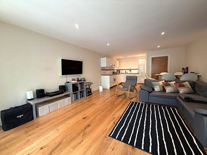 2 Bedroom Flat To Rent In St. Stephens Road, Canterbury, CT2
