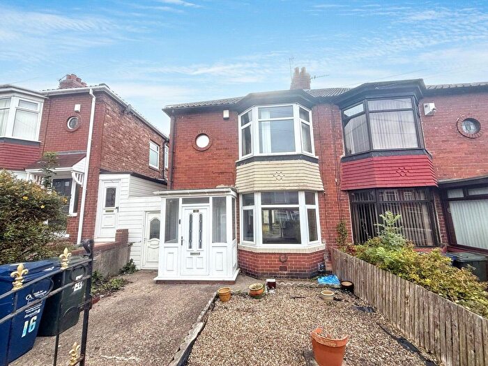 2 Bedroom Semi-Detached House For Sale In Eastgate Gardens, Elswick, Newcastle Upon Tyne, NE4