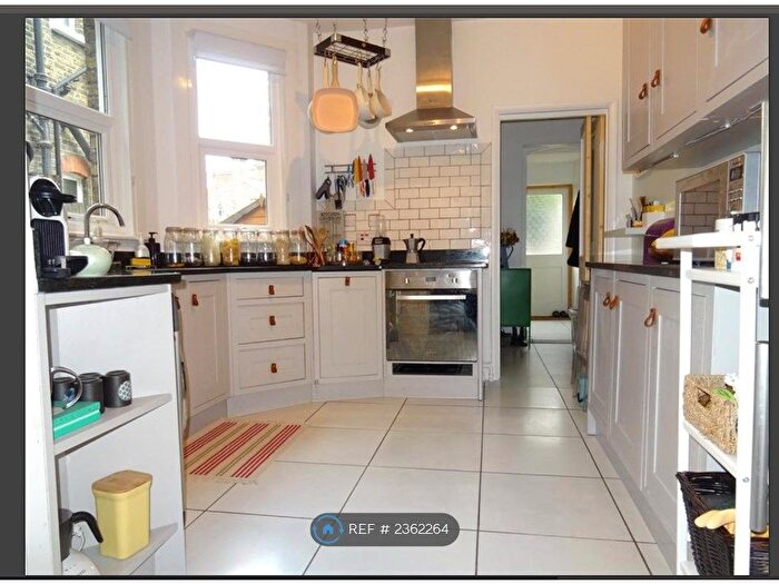 1 Bedroom Flat To Rent In Trundleys Road, London, SE8