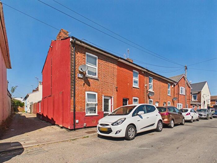 2 Bedroom End Of Terrace House For Sale In Cannon Street, Colchester, CO1