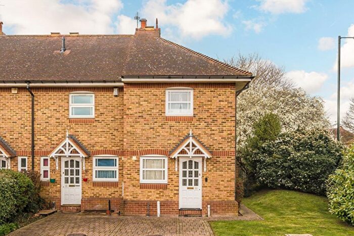 2 Bedroom Property To Rent In Natalie Mews, Twickenham, TW2