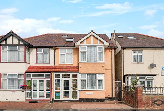 5 Bedroom Semi Detached House For Sale In Whitehall Road, Thornton Heath, CR7