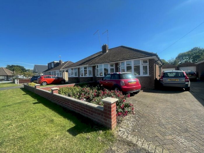 2 Bedroom Bungalow To Rent In Bouverie Road, Hardingstone, Northampton, NN4