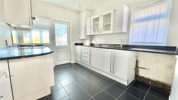 2 Bedroom Bungalow For Sale In Garrick Avenue, Moreton, Wirral, CH46