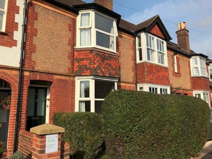 3 Bedroom House To Rent In Trafalgar Road, Horsham, West Sussex, RH12