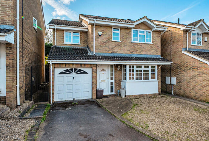 4 Bedroom Detached House For Sale In Kite Hay Close, Bristol, Somerset, BS16