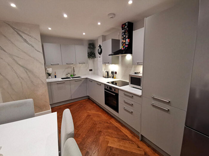 2 Bedroom Flat For Sale In Litten Tree House, CM7