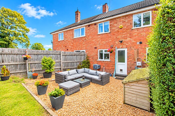 3 Bedroom Terraced House For Sale In Clifton Square, Corby, Northamptonshire, NN17
