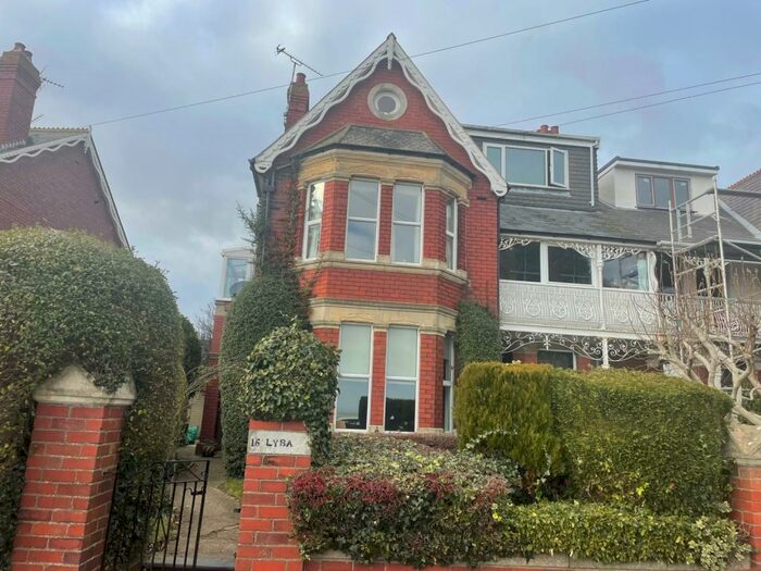 2 Bedroom Flat To Rent In Friars Road, Barry, CF62