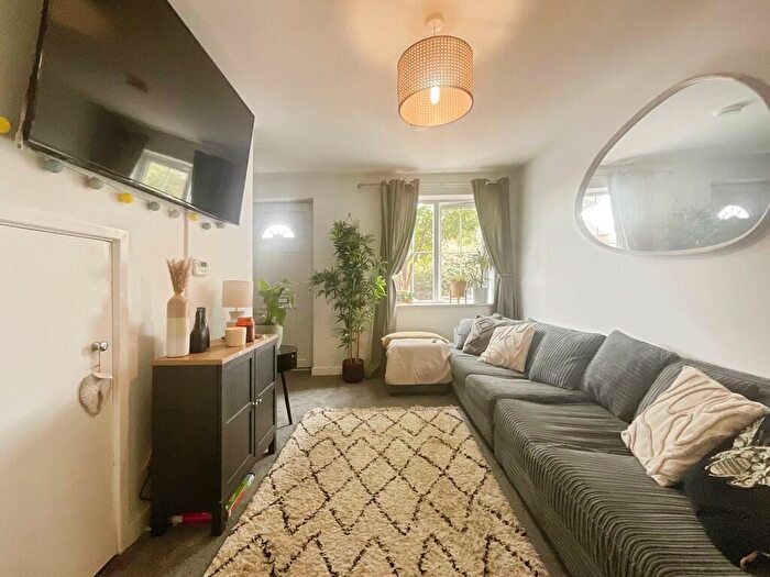 2 Bedroom Semi-Detached House To Rent In Rookery Park, Lincoln, LN6