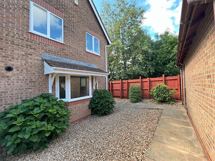 3 Bedroom Property To Rent In Wilton Way, Exeter, EX1