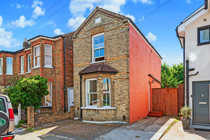 3 Bedroom Semi-Detached House To Rent In Canbury Park Road, Kingston Upon Thames, Surrey, KT2