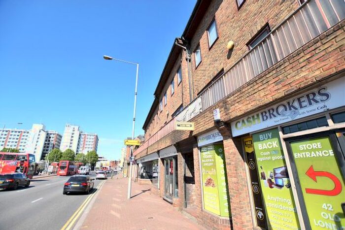 1 Bedroom Flat To Rent In Old London Road, Kingston Upon Thames, KT2