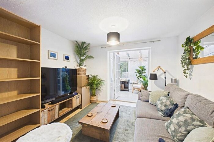 2 Bedroom Terraced House To Rent In Field End, Farnham, Surrey, GU9