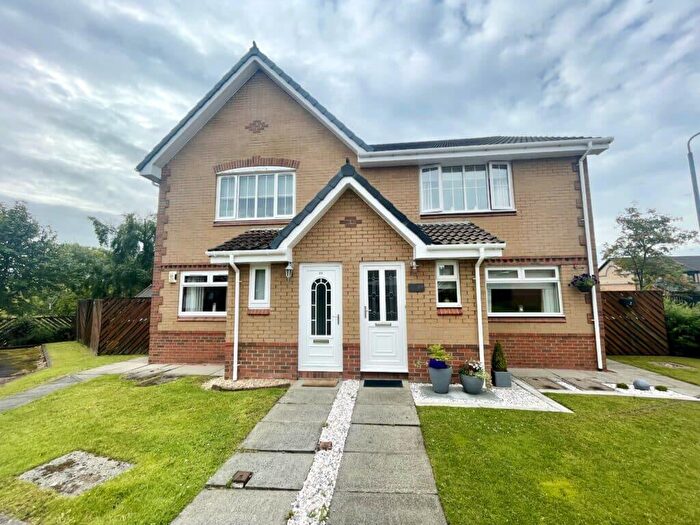 2 Bedroom Flat For Sale In Bramley Place, Airdrie, ML6