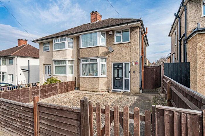 3 Bedroom Semi-Detached House For Sale In Headley Way, Headington, OX3