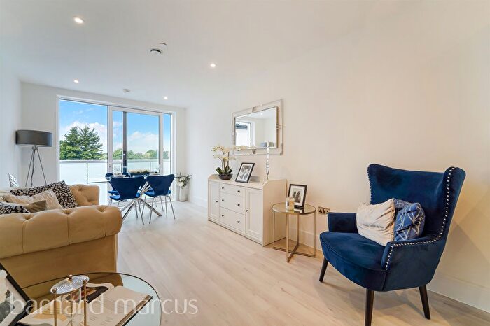 1 Bedroom Flat For Sale In Malden Road, New Malden, KT3