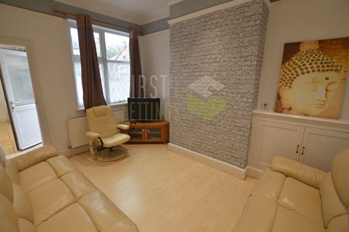 4 Bedroom Terraced House To Rent In Welford Road, Clarendon Park, LE2