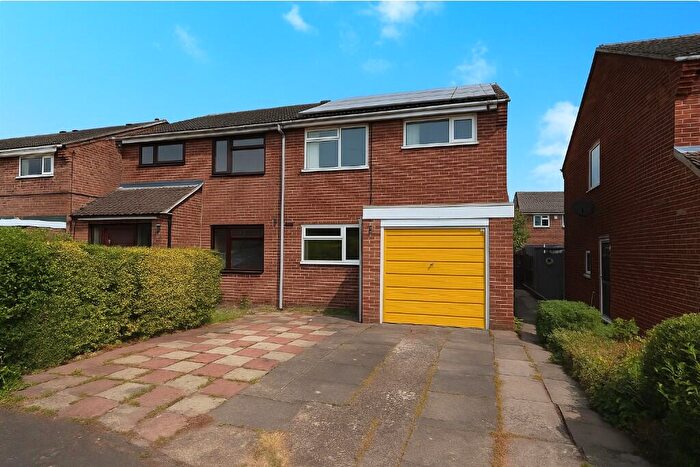 3 Bedroom Semi-Detached House For Sale In Lyall Close, Loughborough, LE11