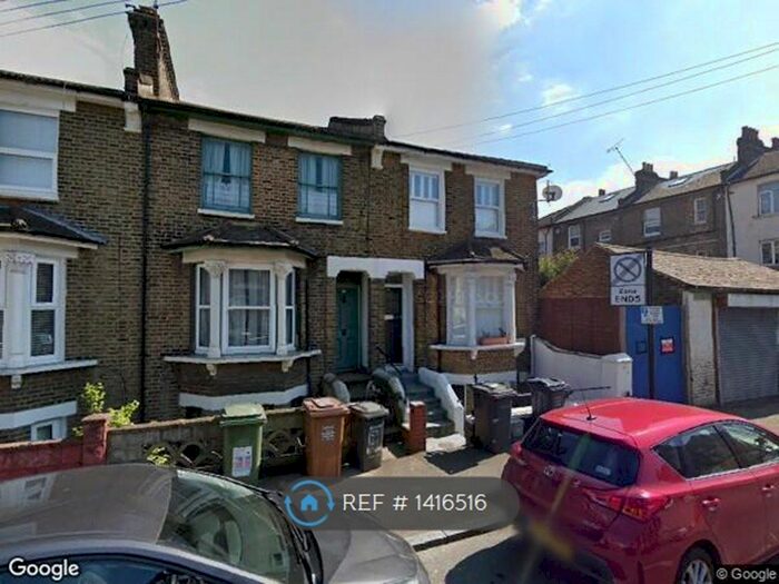 2 Bedroom Flat To Rent In Elswick Road, London, SE13