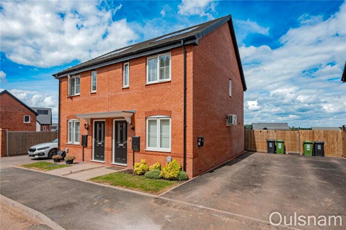 2 Bedroom Semi-Detached House For Sale In Weights Drive, Redditch, Worcestershire, B97