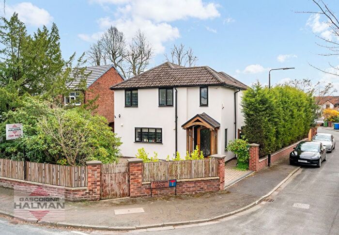 4 Bedroom Detached House For Sale In Broad Road, Sale, M33